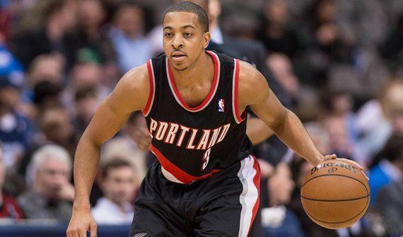 与八强擦肩 与八强擦肩